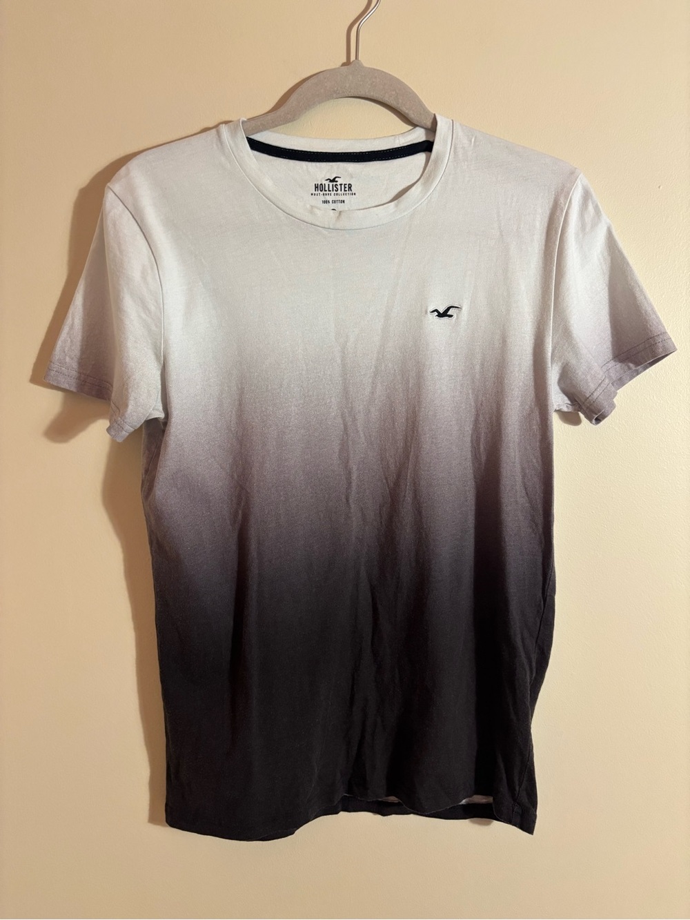 Hollister Men's White to Black Ombre Crewneck Cotton T-Shirt size Small